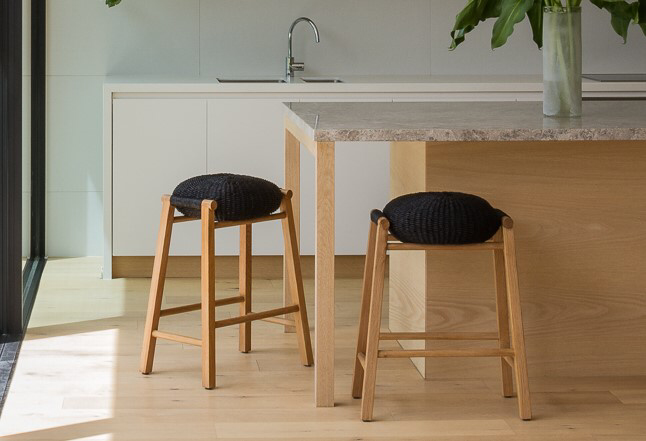 Float Cushion Bar Stool by Satara - Black and Oak