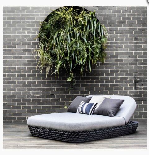 High End All Weather Contour Double Daybed