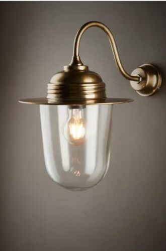 STANMORE OUTDOOR WALL LIGHT ANTIQUE BRASS