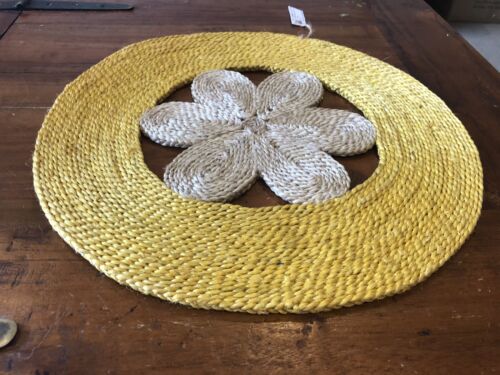 HIGH QUALITY HAND MADE YELLOW Flower JUTE PLACE MAT / CENTRE MAT  - 40 CM WIDE