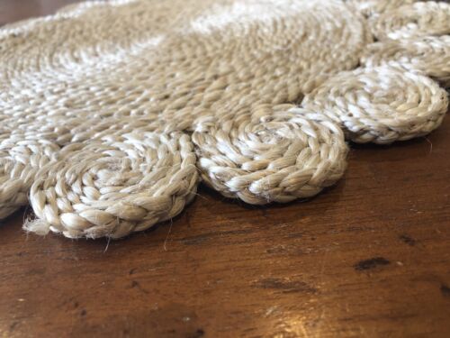 High Quality Daisy Handmade Natural Jute place mat centre mat  35 CM WIDE