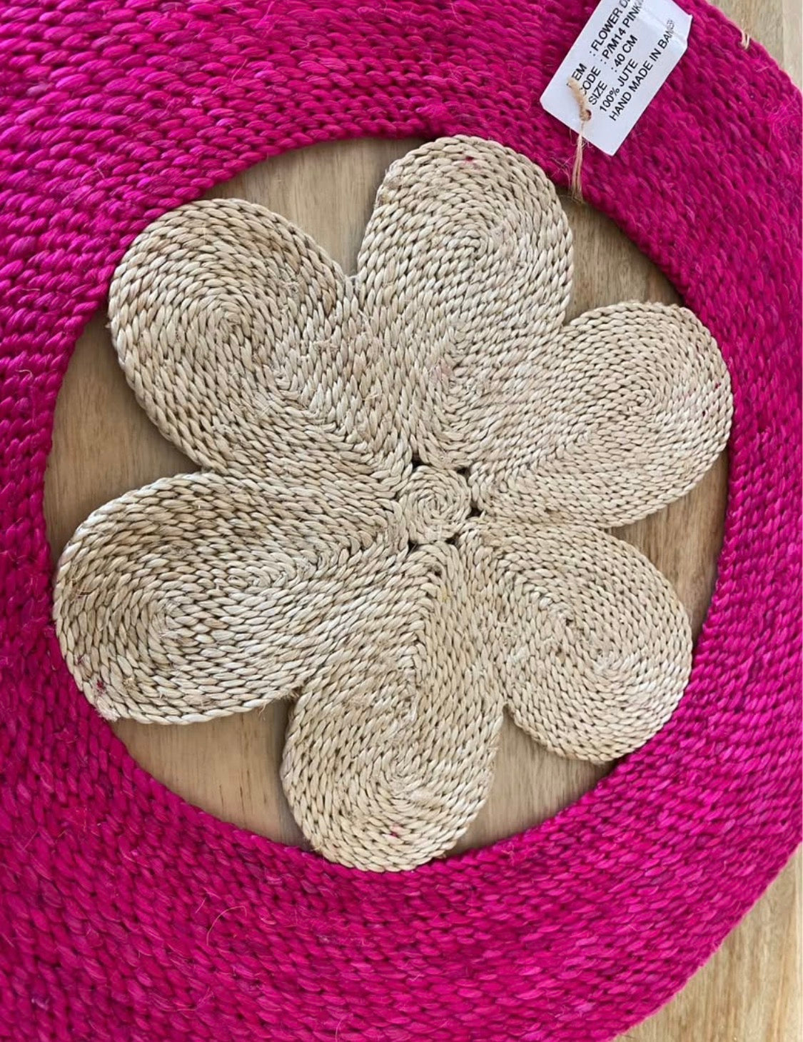 Handmade Flower Jute centre mat in Pink and natural colour - 40 cm diameter