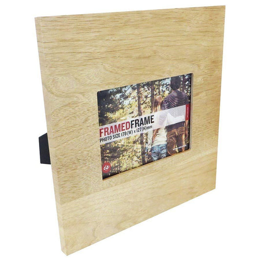 STUNNING LIGHT COLOUR WOOD PHOTO FRAME - TAKES 13 X 18 CM PHOTO - FRAME 30.5 CM