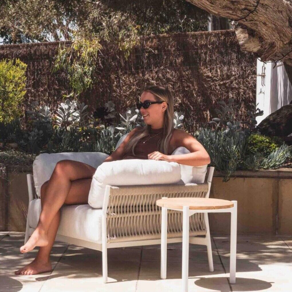 Heron Outdoor Lounge Chair by Satara