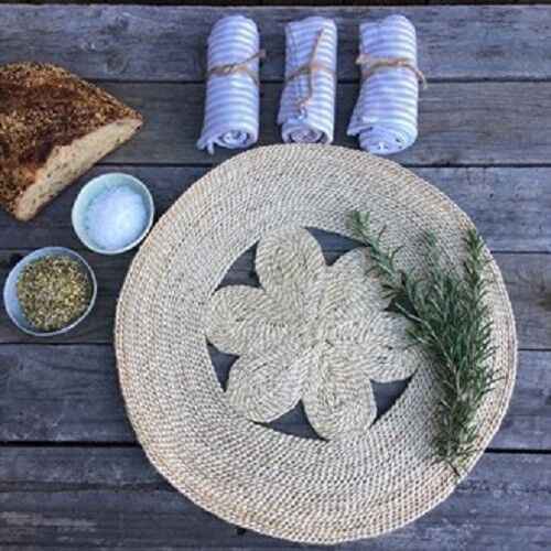 HIGH QUALITY HAND MADE NATURAL "FLOWER" JUTE PLACE MAT/CENTRE MAT/PLACEMAT 40CM