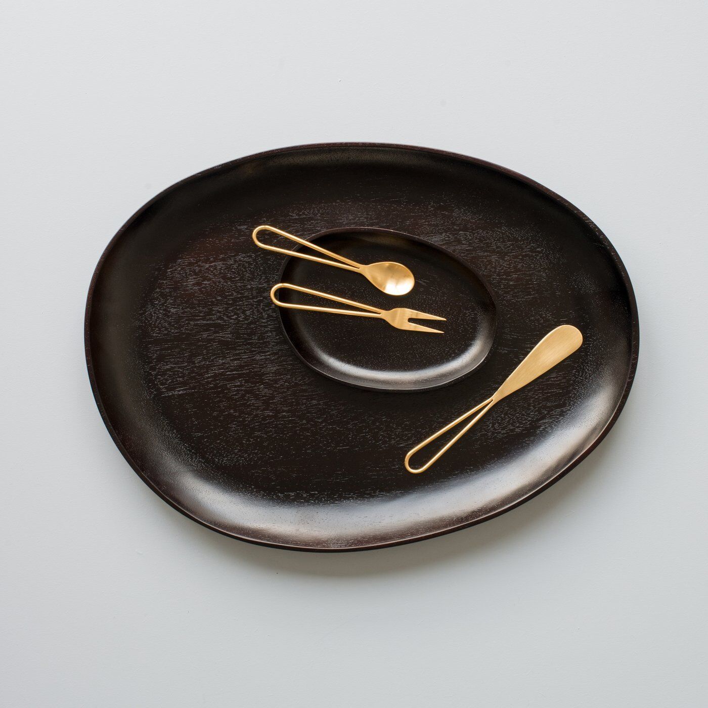 Nel Lusso Acacia wood Oval Platter black tray - 41cm x 30cm