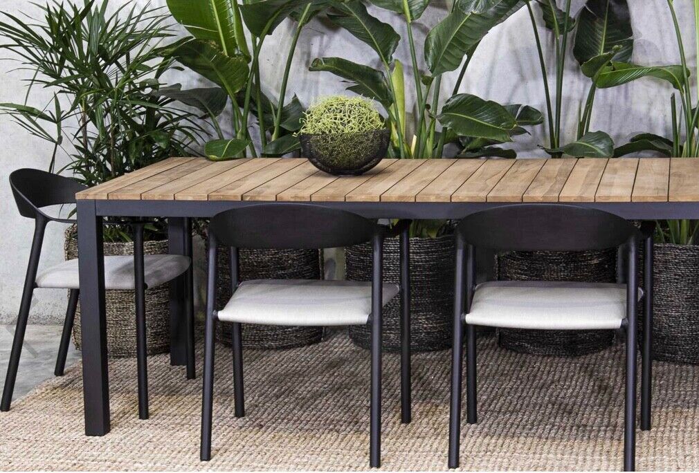 Lido Outdoor Dining Table by Satara - 220 cm length