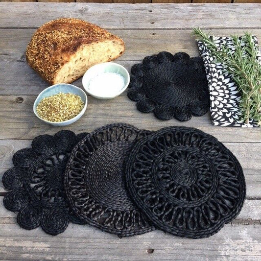 SET OF 4 - HIGH QUALITY HAND MADE JUTE TRIVET / MAT IN  BLACK COLOUR- 18CM