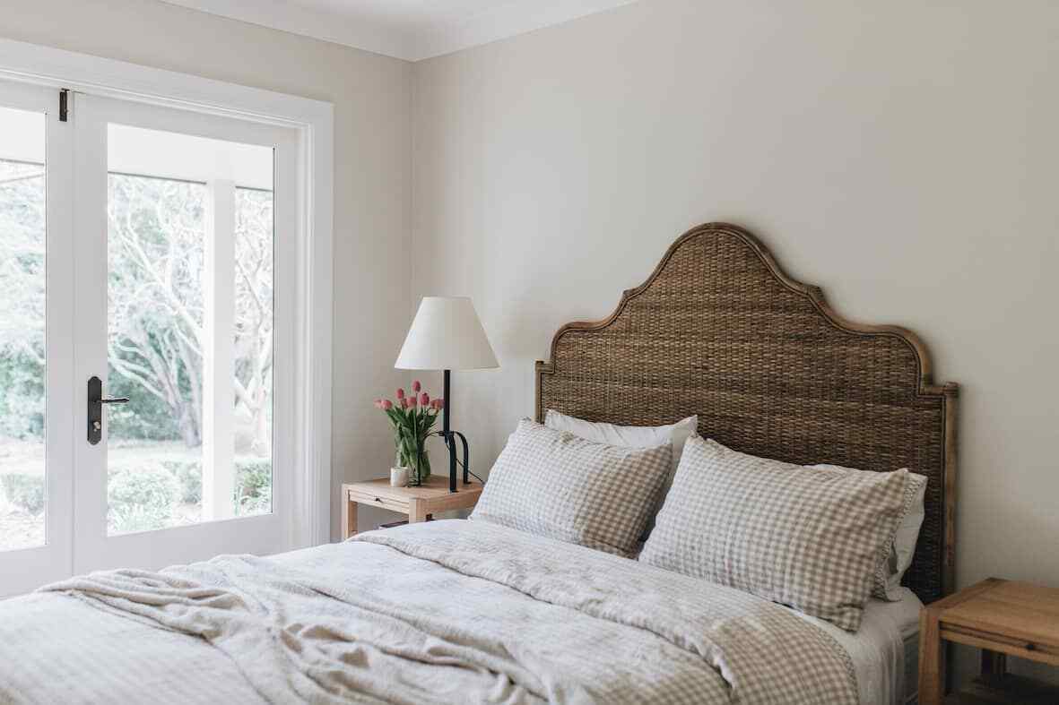 Amara Scalloped Bedhead - King Mud Grey Finish