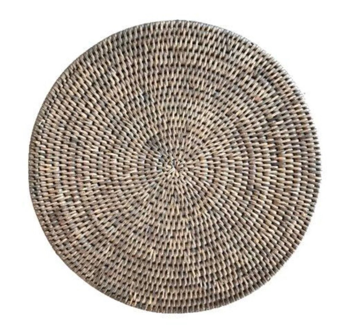 Set of 6 Brown rattan round place mats - 28 cm diameter