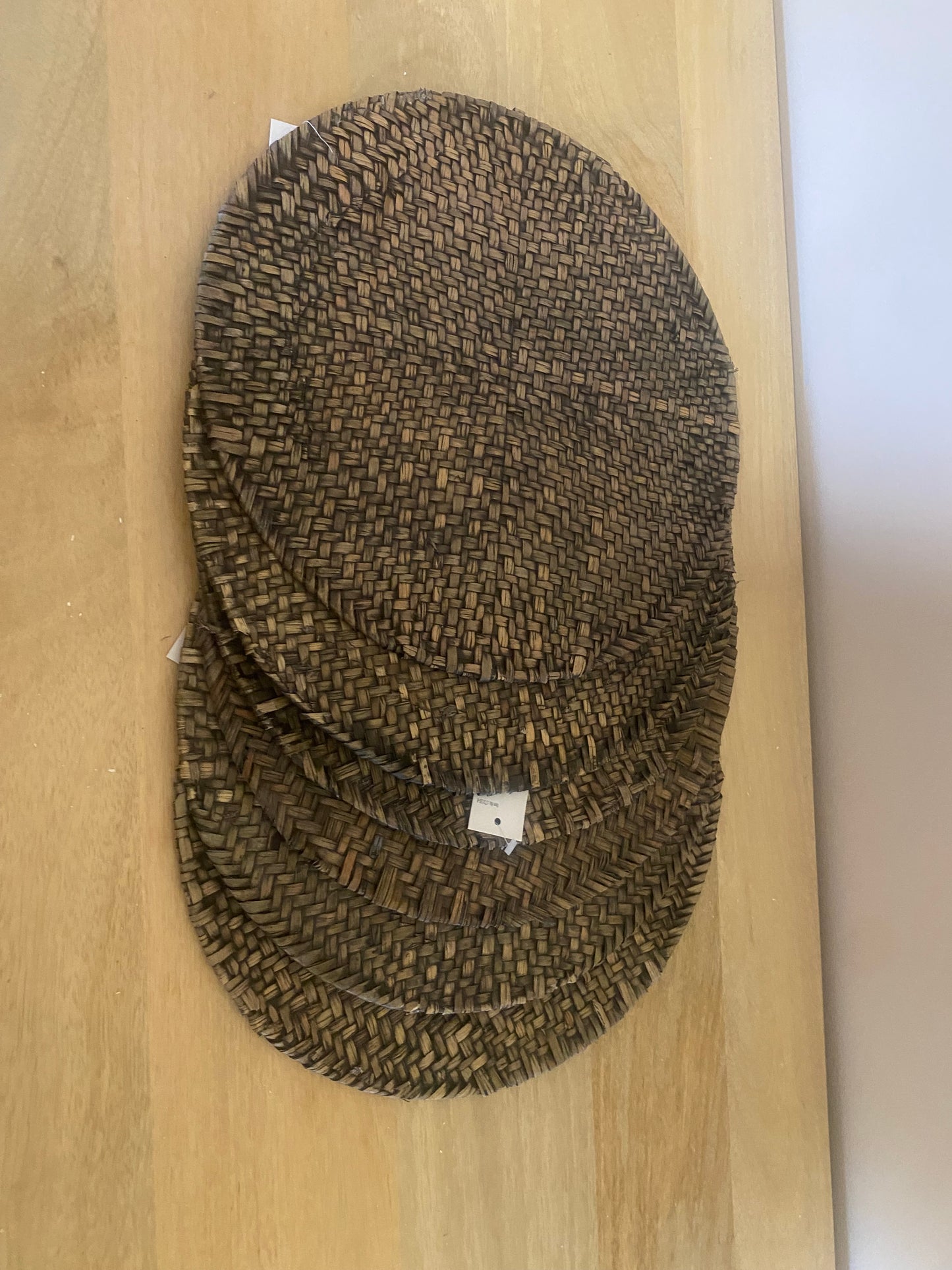 Set of 6 vintage brown long weave place mats- 30 cm diameter