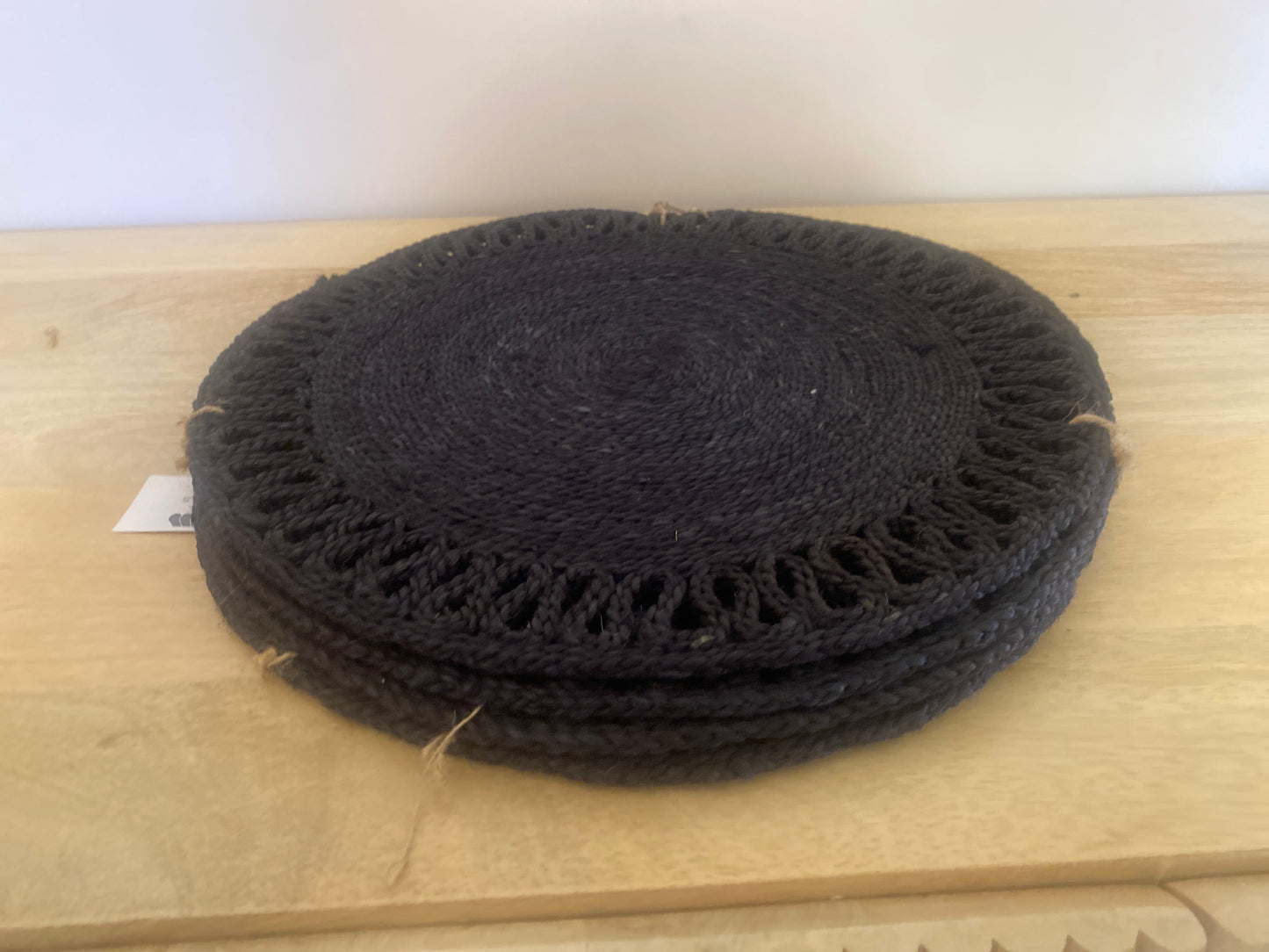 Set of 4 Hamdmade black jute plantation place mats made from- 35 cm diameter
