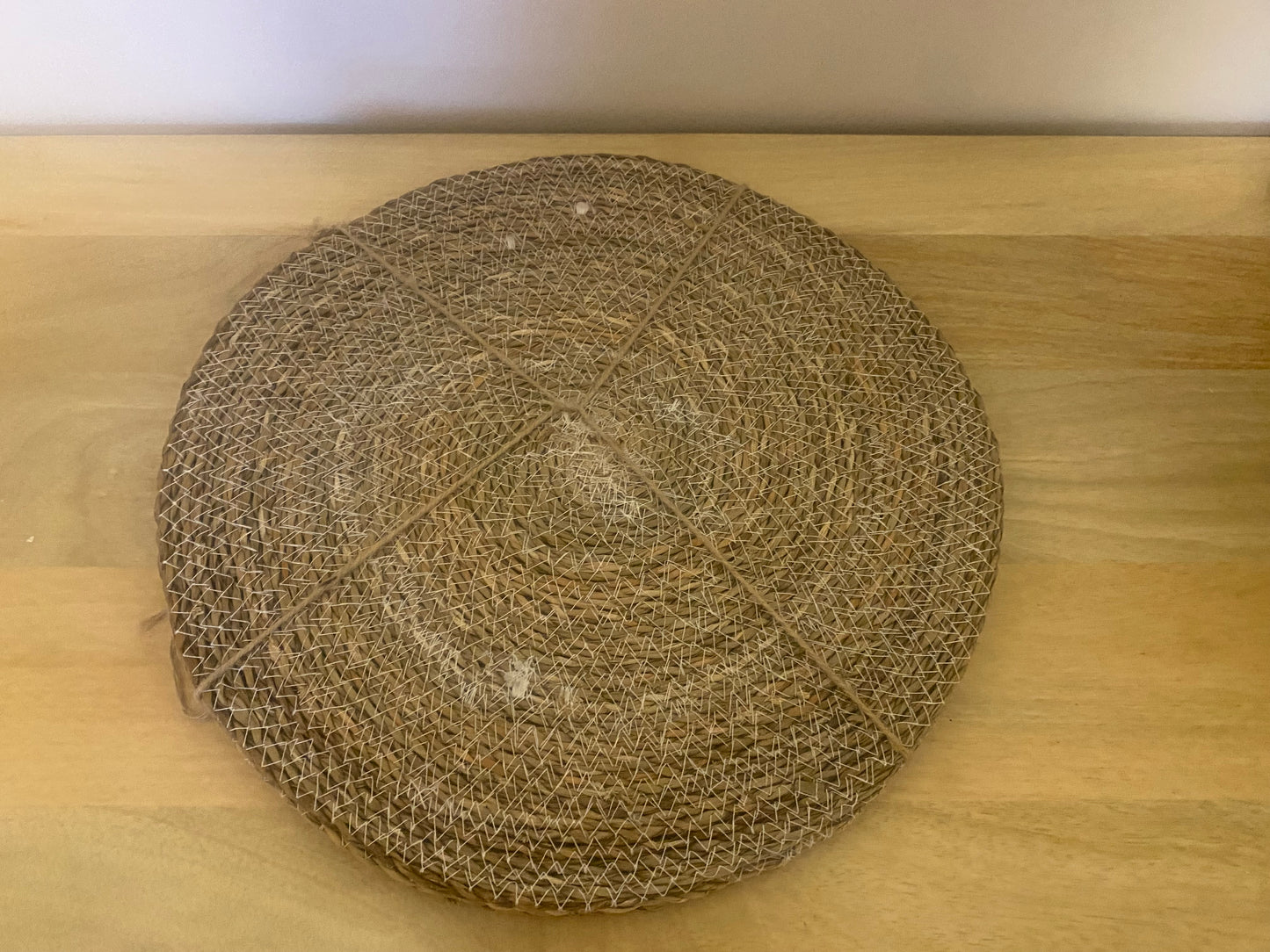 SEAGRASS WHITE STITCH PLACE MAT – SET OF 4 - 40 cm