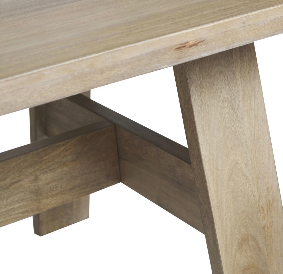 CREW DINING TABLE