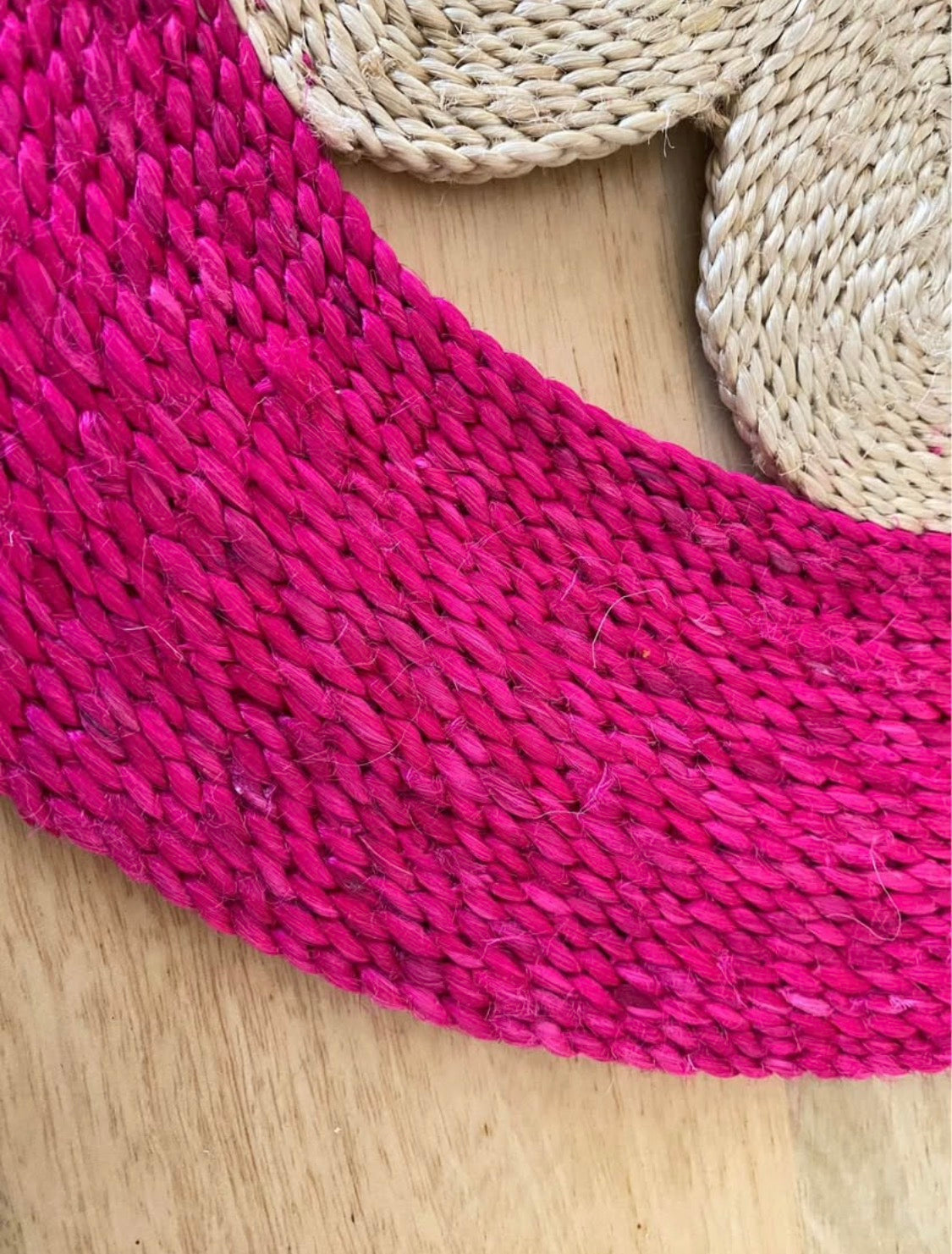 Handmade Flower Jute centre mat in Pink and natural colour - 40 cm diameter
