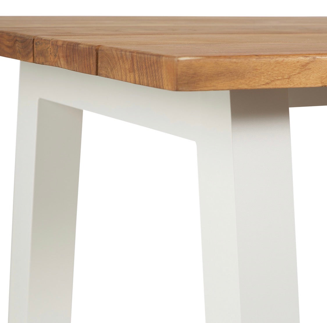 CATALINA BAJA OUTDOOR DINING TABLE 240W / WHITE