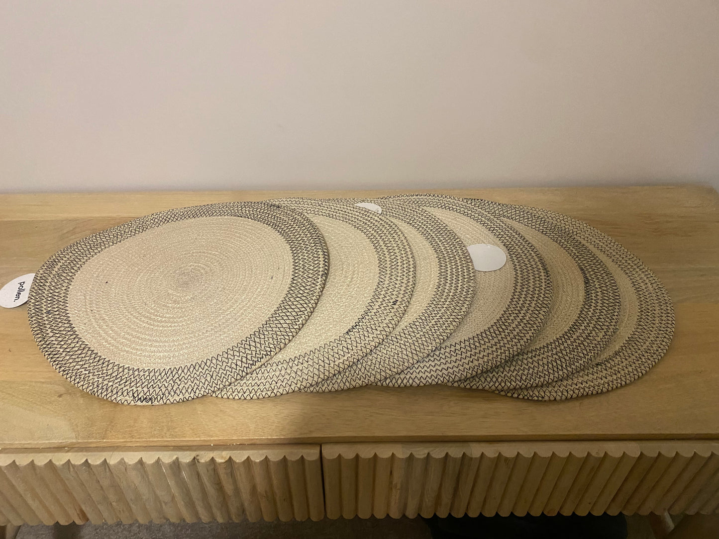 Set of 6 large jute placemats with black stitch edging / 38 cm